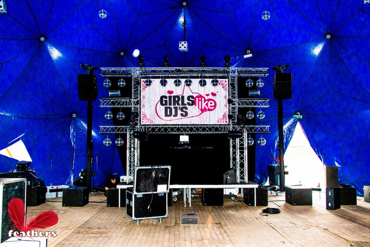Stage / Podium producties - Licht & Geluid - Aankleding
