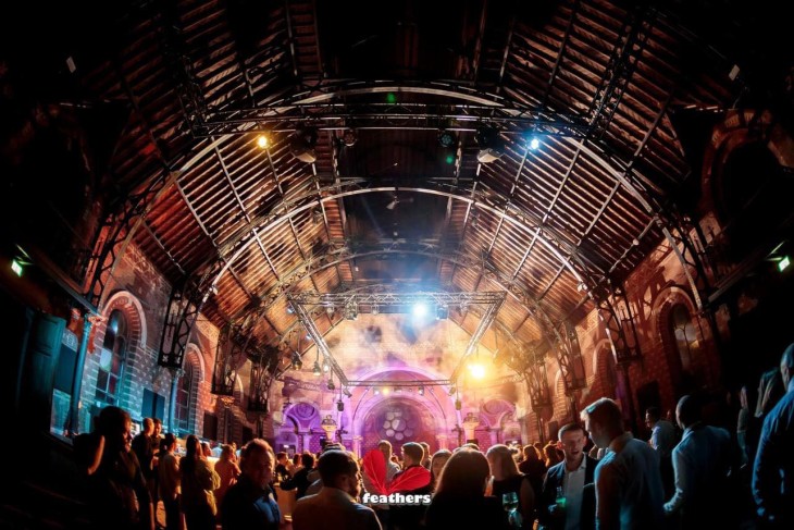 Stage / Podium producties - Licht & Geluid - Aankleding