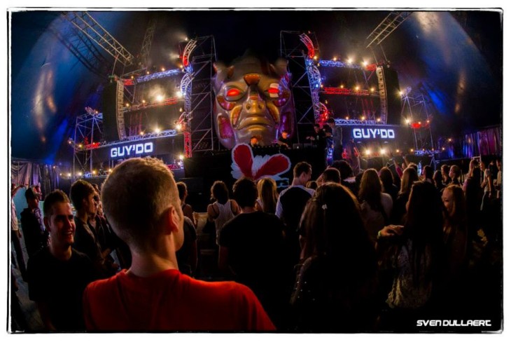 Stage / Podium producties - Licht & Geluid - Aankleding