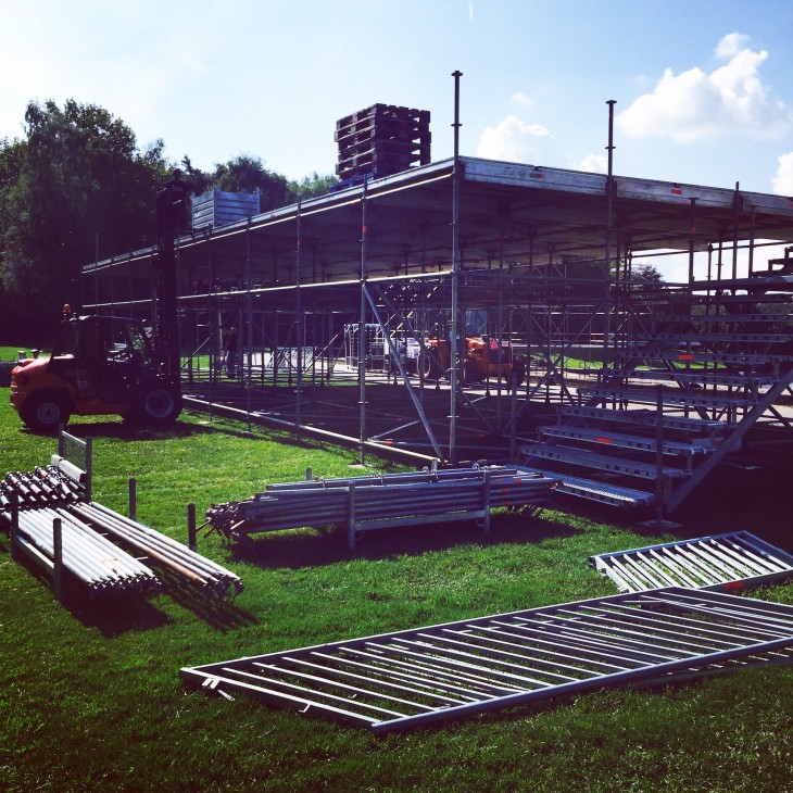 Stage / Podium producties - Licht & Geluid - Aankleding