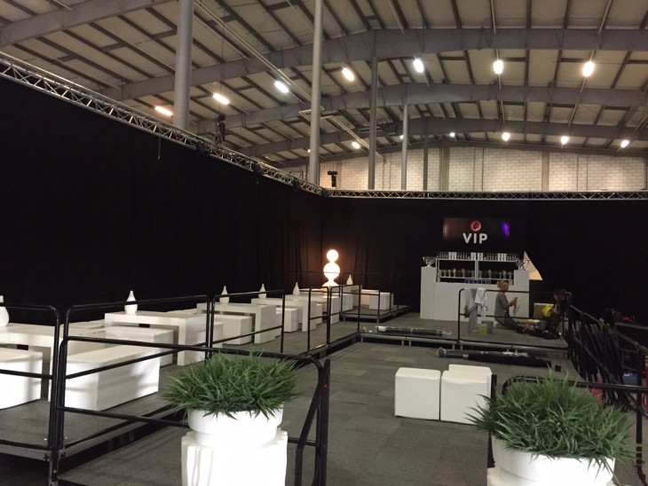 Stage / Podium producties - Licht & Geluid - Aankleding